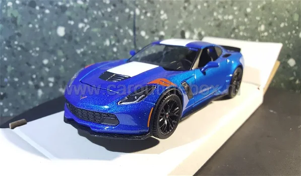 Chevrolet Corvette Grand Sport 2017 blauw 1:24 Maisto - 1