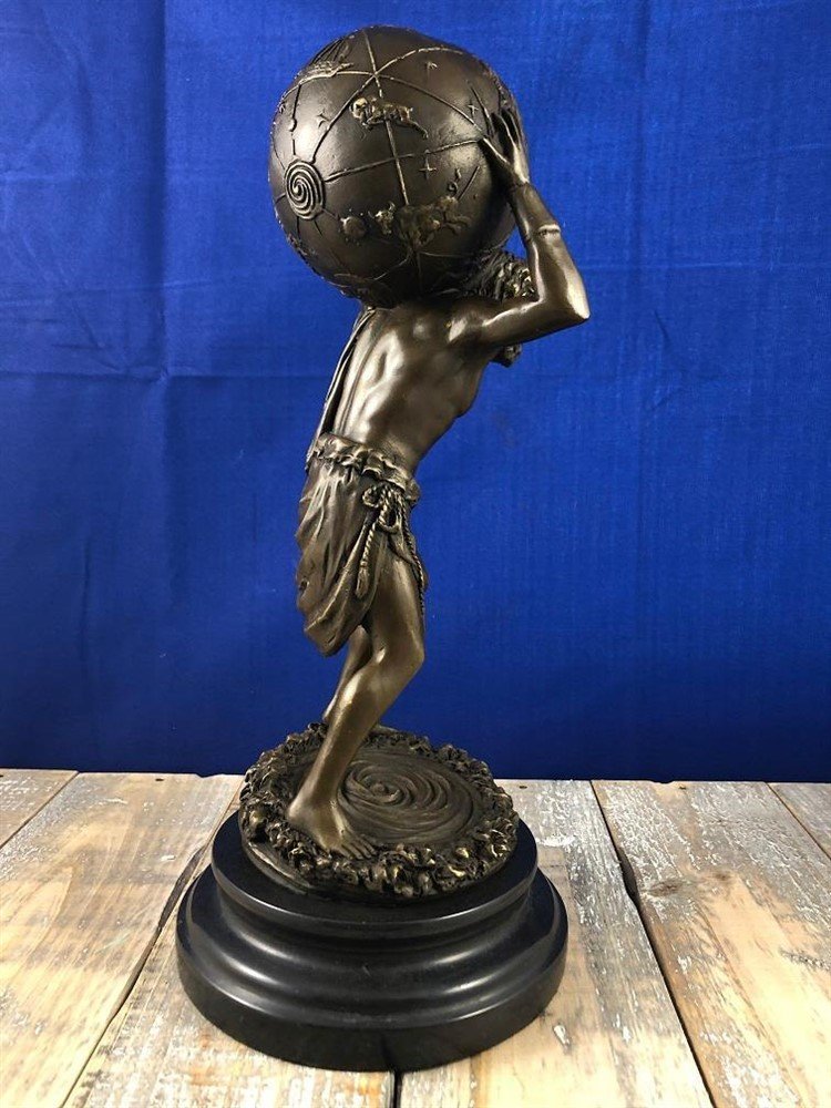 Atlas bronzen beeld met het universum-geschenk - Afbeelding 3