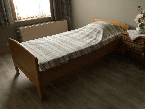 1 Persoonbed in zeer goede staat - 2