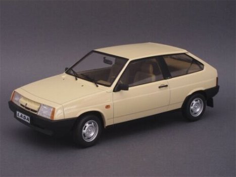 1:18 KK-Scale Lada Samara 1984 VAZ-2108 beige 1v250st. - 1