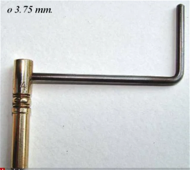 Nr. 2189 - 13 Kruksleutel snaarregulateur 5,50 mm. - 0
