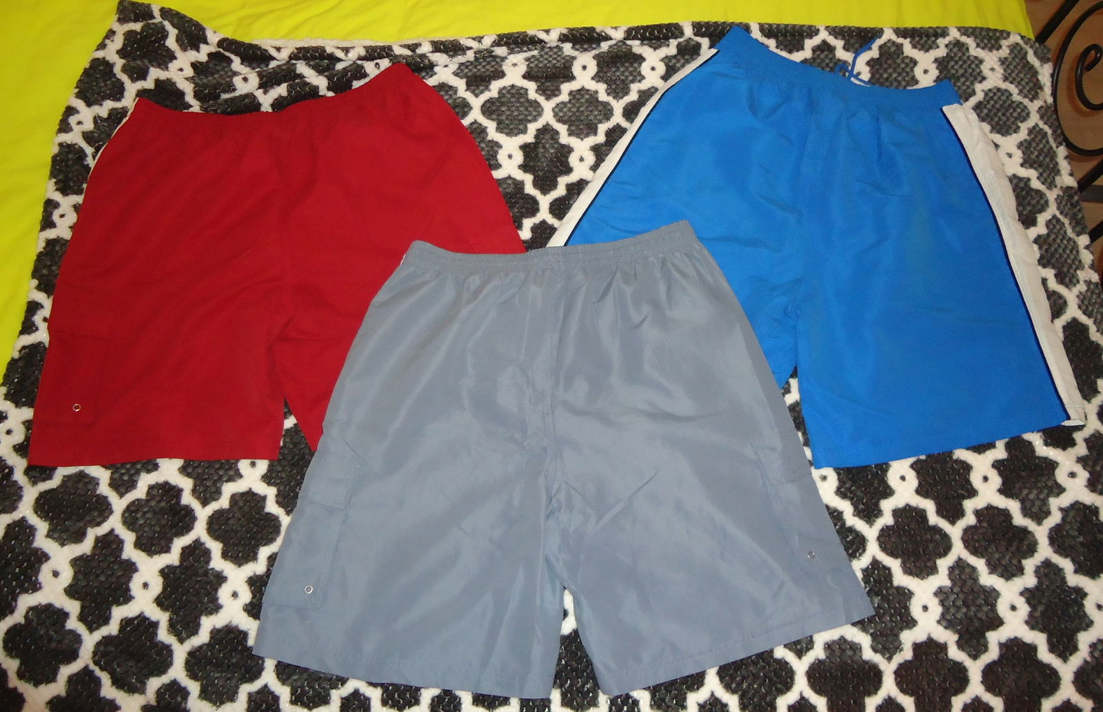 Te koop drie korte broeken met binnenbroek (maat: XXL). - Afbeelding 7