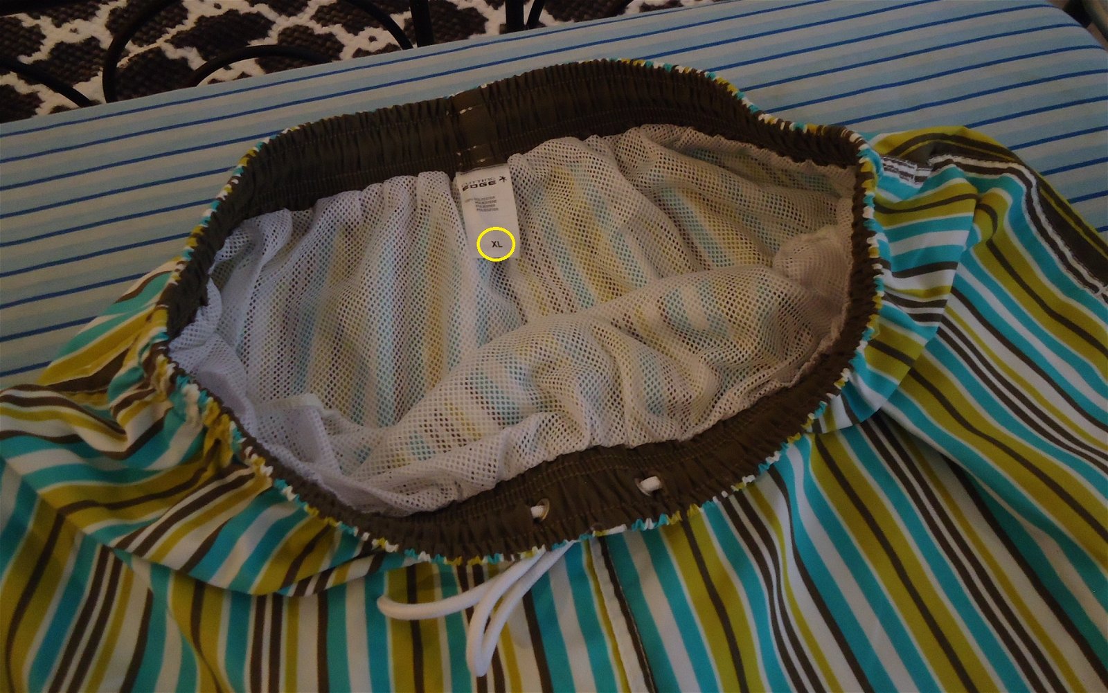 Te koop gestreepte korte broek met binnenbroek (maat: XL). - Afbeelding 4