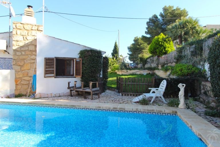 Uw Villa in DENIA met zeezicht van solarium en eigen zwembad en onderbouw - nr. 1