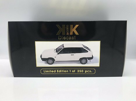 1:18 KK-Scale Lada Samara 1984 VAZ-2108 wit 1v250 - 3