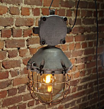 Bully lamp 2021-045 - 3