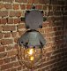 Bully lamp 2021-045 - 3 - Thumbnail