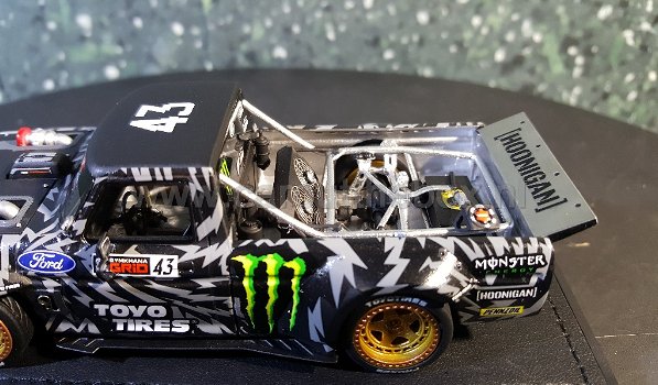 Hoonigan FORD pick-up truck #43 1:43 Top Marques - 3