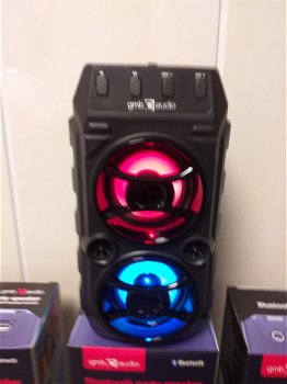 Gembird Bluetooth party speaker met karaoke functie - 4