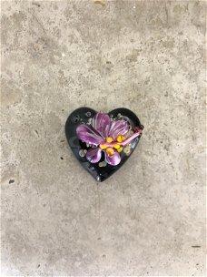 Handgemaakt hart met bloem van glas Nieuw.