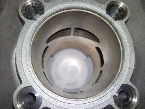 Cilinder 70 cc Airsal Peugeot Speedfight LC vlinder Race ALU - Afbeelding 2