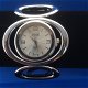 Zilverkleurig klemband horloge ovaal lichte achtergrond - 0 - Thumbnail