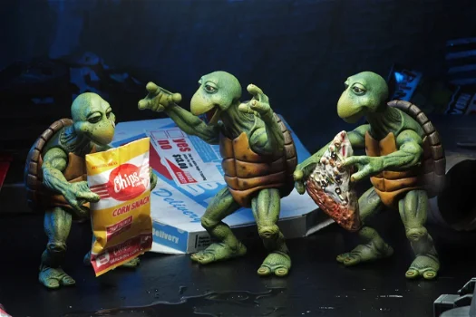 NECA Teenage Mutant Ninja Turtles 1990 Baby Turtle Figure set - 4
