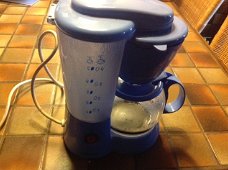 Koffiezet apparaat - 1 liter - kleur: blauw , komt op de foto niet duidelijk over 