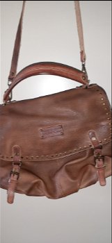 Cognac kleurige tas met studs. - 7