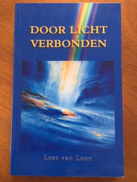 Door licht verbonden - Loes van Loon - nr. 1