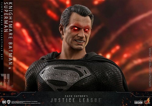 Hot Toys Zack Snyder's Justice League Action Figure 2-Pack 1/6 Knightmare Batman and Superman - 3