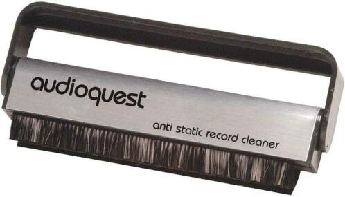 Audioquest record cleaner brush - nr. 1