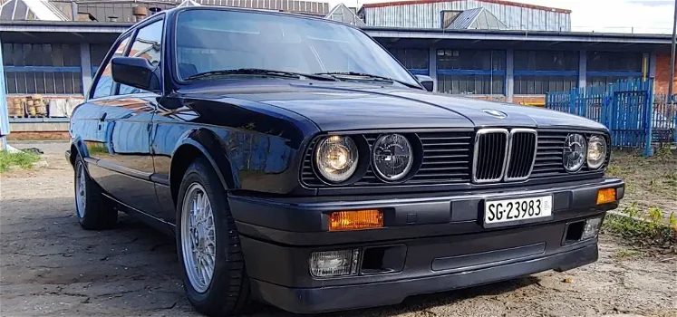 BMW E30 Serie 320 136pk - 0