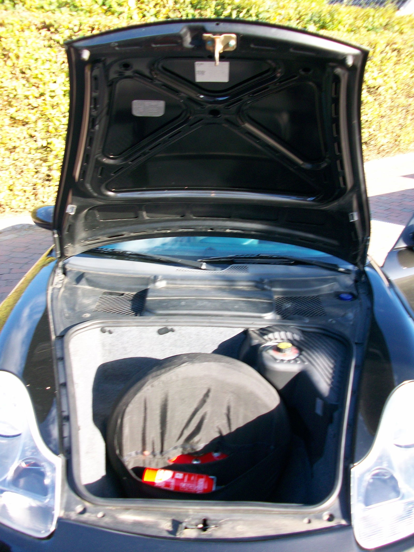 porsche boxster 2500cc, 1997, 215000km, zwart metalic, zwarte 18" cup velgen, witte lichten - Afbeelding 5
