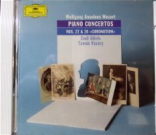 Emil Gilels  -  Wolfgang Amadeus Mozart ‎– Piano Concertos Nos. 27 & 26  (CD)  Nieuw