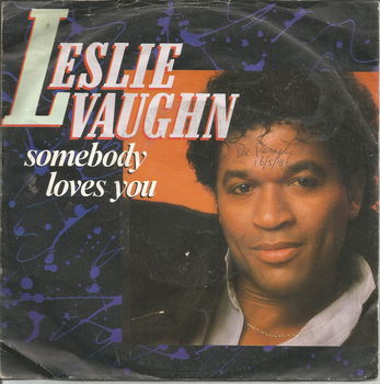 Leslie Vaughn ‎– Somebody Loves You (1986) - 0