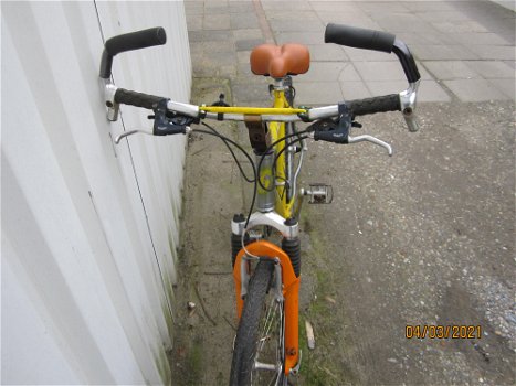 mountainbike merk fenix framemaat50cm 24 versnellingen - 2