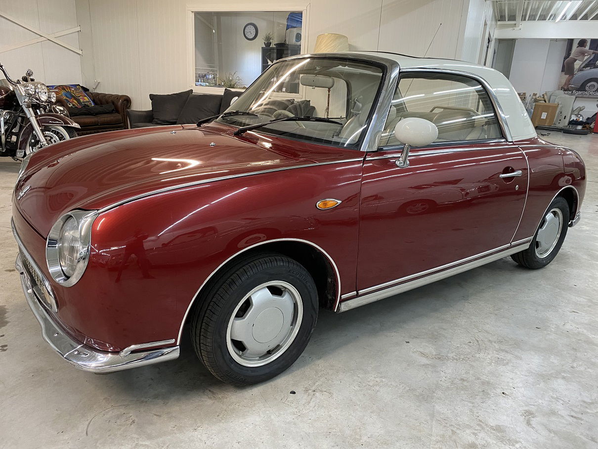 Hele mooie Nissan Figaro in Burgundy Red met nieuwe motor! - Afbeelding 2
