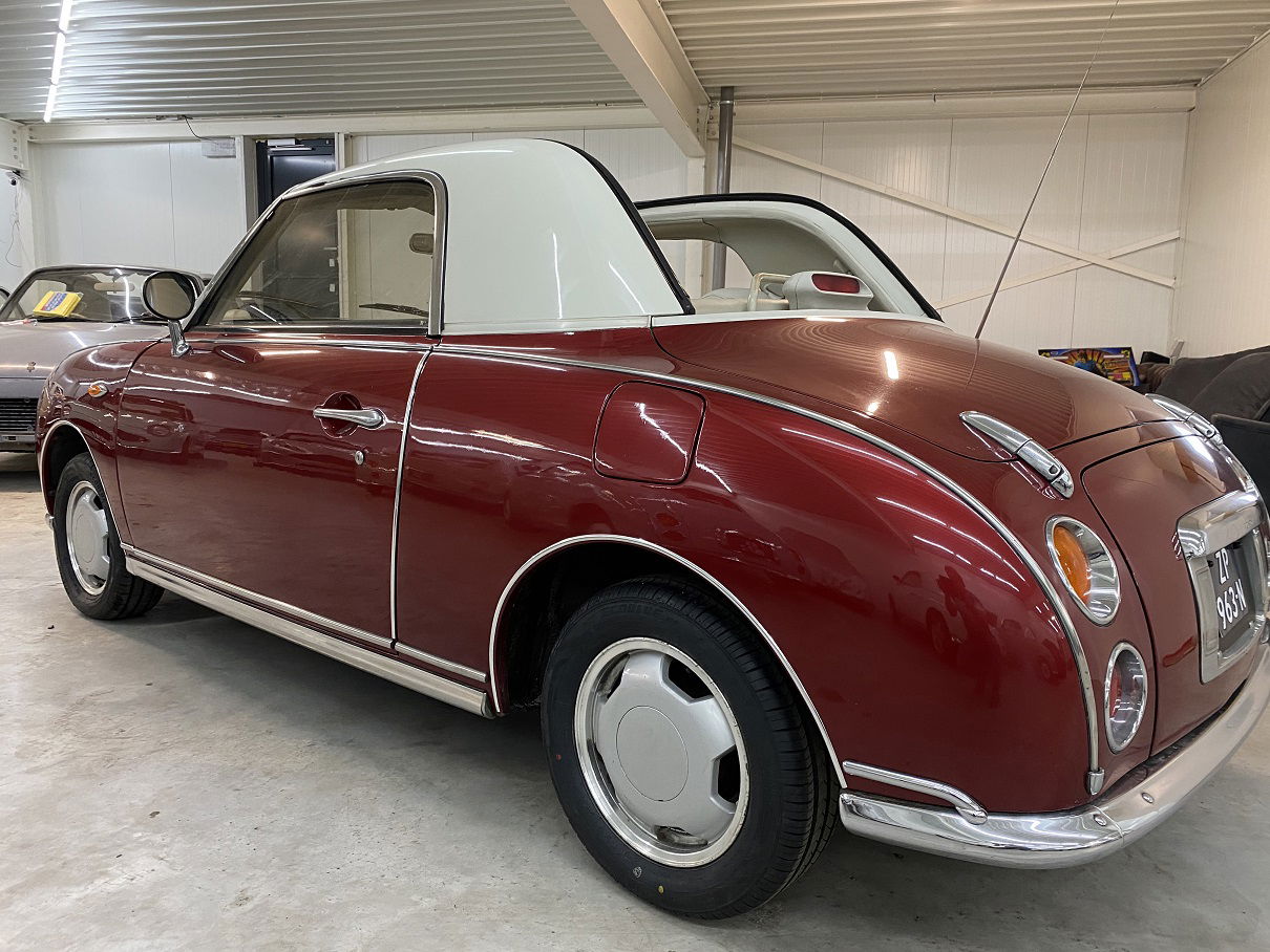 Hele mooie Nissan Figaro in Burgundy Red met nieuwe motor! - Afbeelding 3