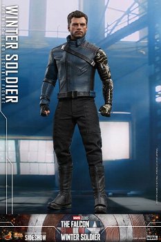 Hot Toys The Falcon and The Winter Soldier TMS039 - 5