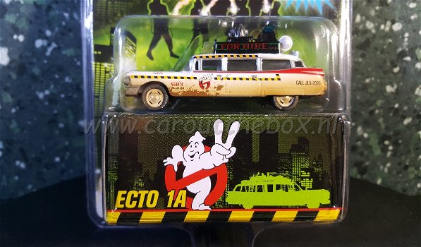 Ecto 1A Ghostbusters 1:64 Johnny Lightning - 0