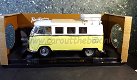 Volkswagen microbus geel 1:18 Lucky Diecast - 0 - Thumbnail