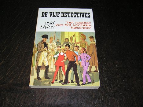 De Vijf Detectives: Het raadsel van het vermiste halssnoer. - 0