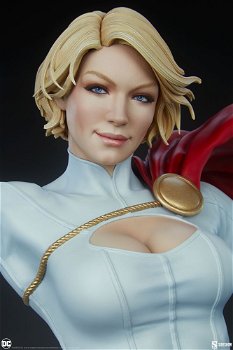 Sideshow DC Comics Power Girl Premium Format 300751 - 1