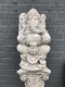 Tuinbeeld Ganesha, steen, op sokkel - 4 - Thumbnail