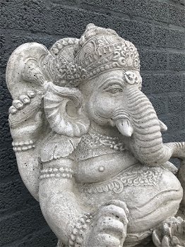 Tuinbeeld Ganesha, steen, op sokkel - 7