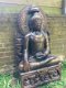 Tuinbeeld van een Thaise Boeddha op troon, in kleur, steen - 2 - Thumbnail