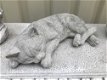Slapende kat / poes - levensecht dierenbeeld, steen, tuinbeeld - 2 - Thumbnail