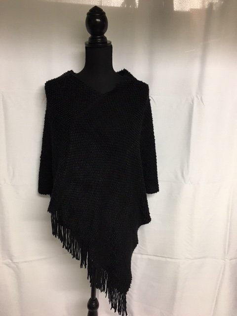 Zwarte poncho - nr. 1