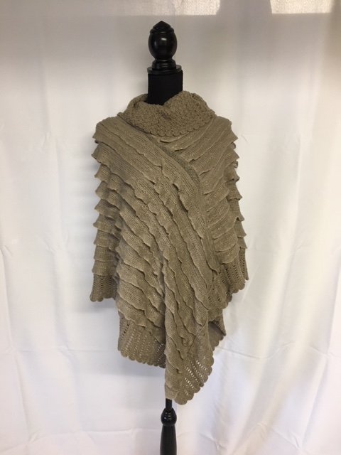 Beige Poncho met col - nr. 1