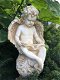 Gedetailleerd engelbeeld, engel op bol, lezend, terracotta - 0 - Thumbnail