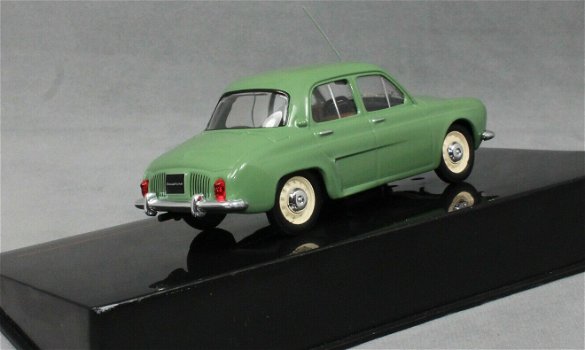 1:43 Ixo CLC322N Renault Dauphine 1961 Groen - 1