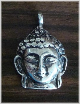 Boeddha hangertje van zilver, prachtig gedetailleerd - 0