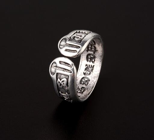 Tibetaanse open ring met Mantra - nr. 1
