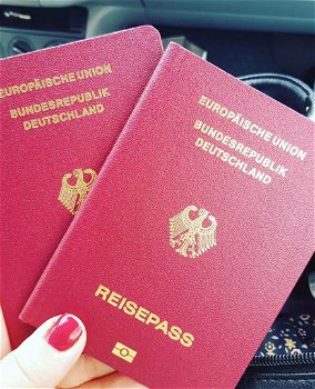 Vraag een echt geregistreerd paspoort, visum, - 0