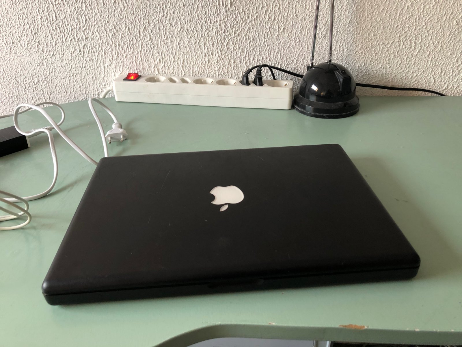 Te Koop 13 Inch Snelle Zwarte Macbook met 2,16 Ghz W8727625YA4 en een Nieuwe Witte Accu. - Afbeelding 5