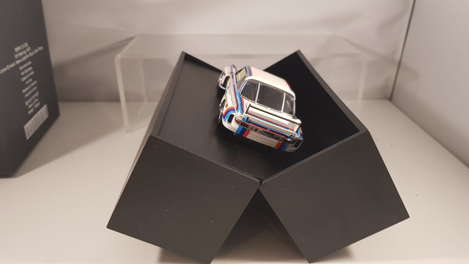 BMW 3.5 CSL '75 Stuck/Possey Minichamps 1:43 - Afbeelding 8