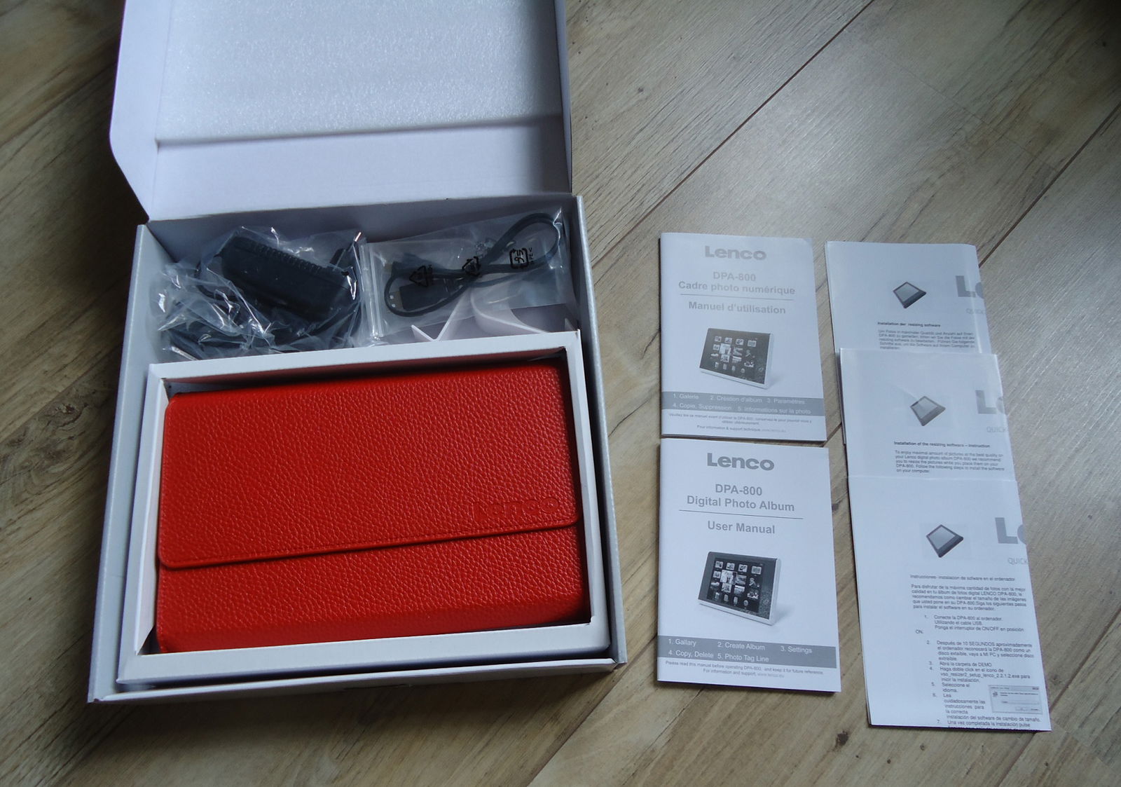 Nieuw digitaal fotoalbum met 20,5 cm scherm van Lenco. - Afbeelding 8
