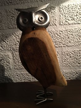 Handgemaakt beeldje van een uil, hout en metaal, kunstwerk - 0