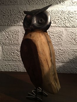 Handgemaakt beeldje van een uil, hout en metaal, kunstwerk - 3